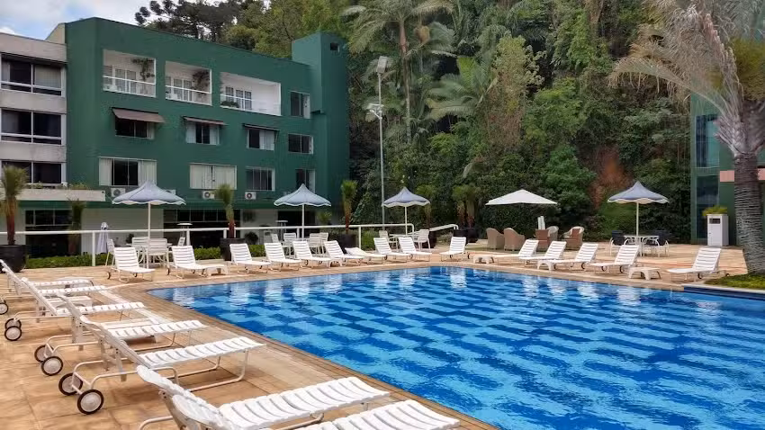 Radio Hotel Resort