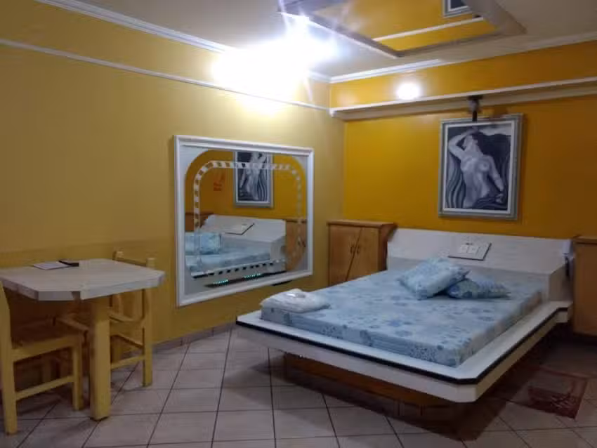 Rainha Motel It&aacute;polis