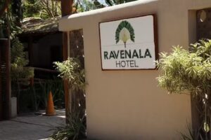 Ravenala Hotel