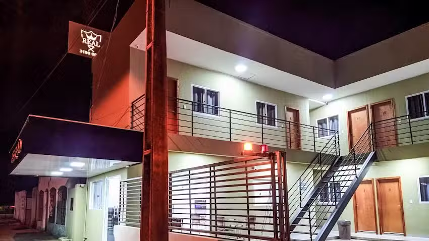 Real Hotel C&aacute;ceres