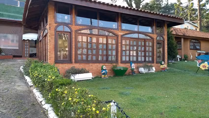 Ref&uacute;gio Comodo