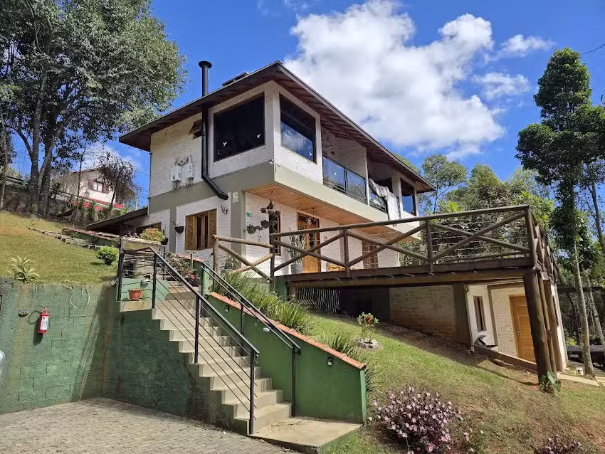 Ref&uacute;gio Physis Su&iacute;tes