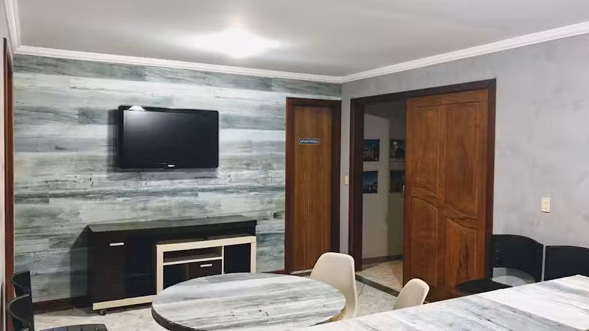 Regi House Hostel