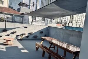 Republica Universit&aacute;rias II