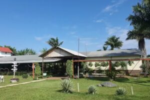 Restaurante & Chal&eacute;s Tr&ecirc;s Meninas