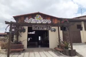 Restaurante e Pousada L&aacute; na Ro&ccedil;a