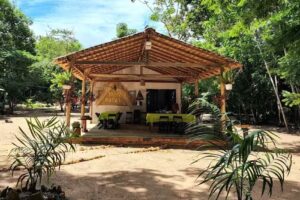 Restaurante e Red&aacute;rio NOSSA PRAIA