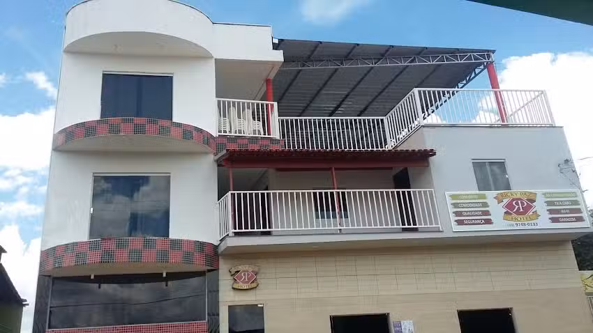 Ricky Paz Hotel