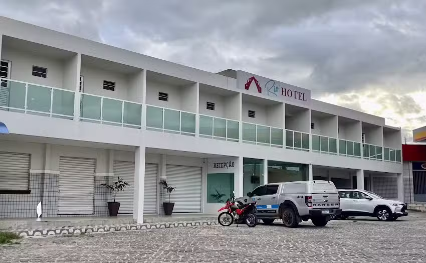 Rio Hotel &ndash; Petrol&acirc;ndia