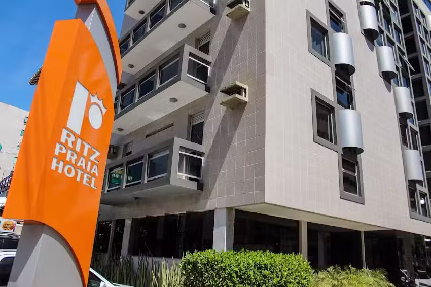 Ritz Praia Hotel