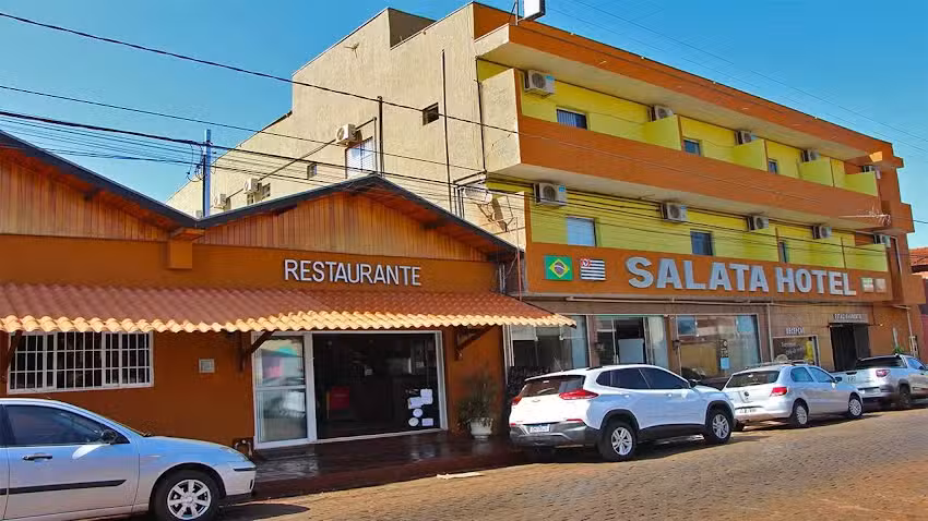 Salata Hotel Restaurante