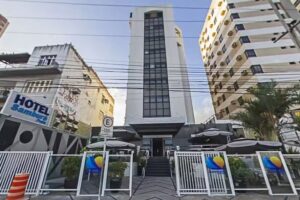 Sambur&aacute; Praia Hotel