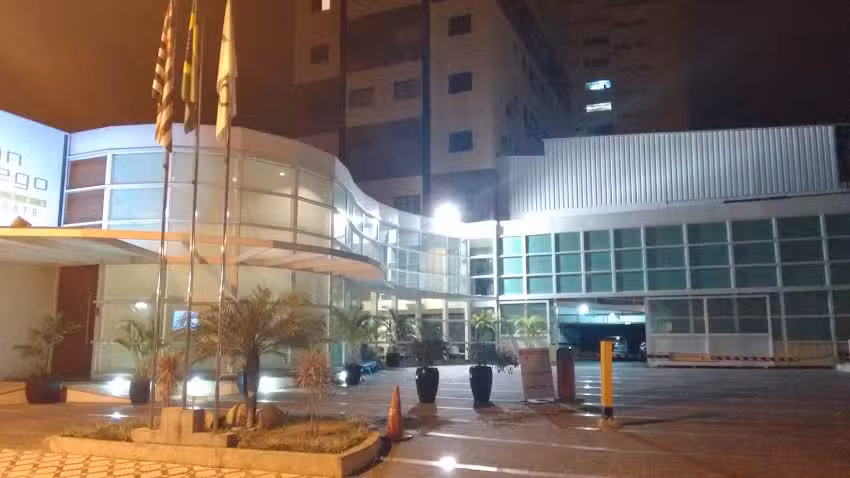 San Diego Su&iacute;tes Taubat&eacute; &ndash; Hot&eacute;is Arco