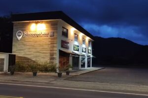 SCHROEDER INN – Hotel