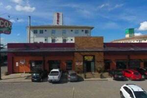 Scoz Restaurante e Hotel | Caf&eacute; Colonial, Buffet, caf&eacute; e Loja