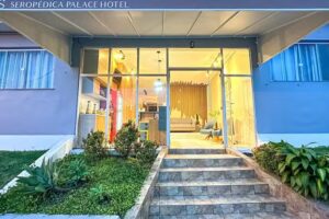 Serop&eacute;dica Palace Hotel