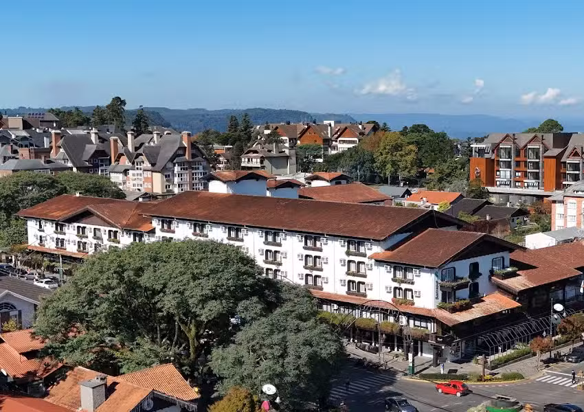 Serrazul Hotel