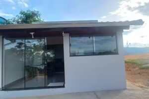 S&iacute;tio e Chal&eacute;s Santa Terezinha