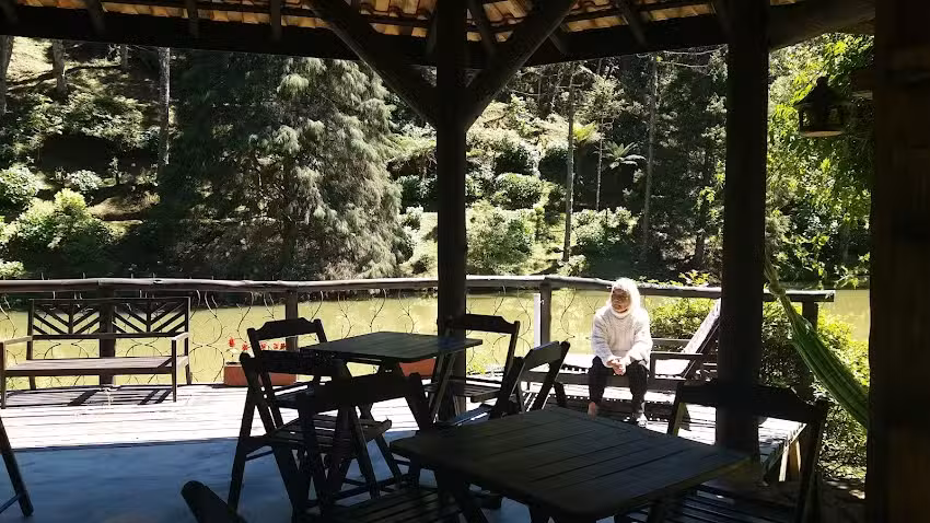Sitio Vale do Lago | restaurante, eventos e hospedagem , chal&eacute;s
