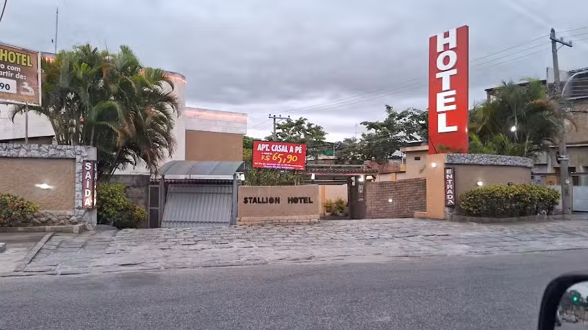 Stallion Hotel