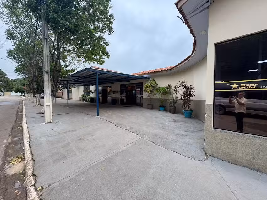 STAR GOLD HOTEL CANA&Atilde;