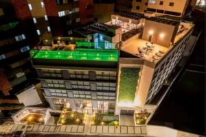 Studio Novo e Moderno Poços de Caldas (central)