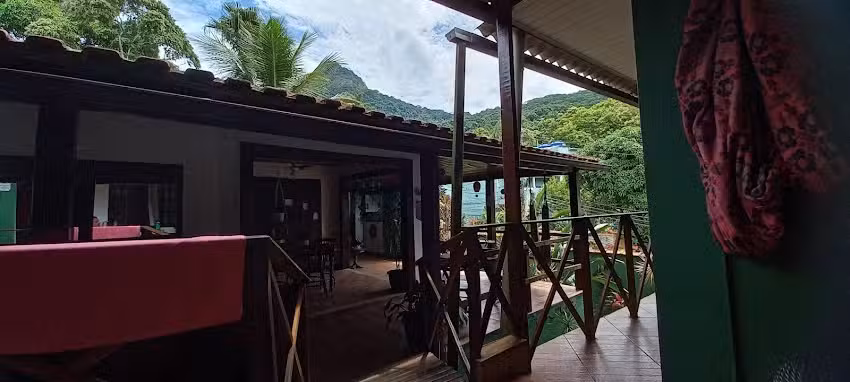 Su&iacute;tes Cantinho da Pedra