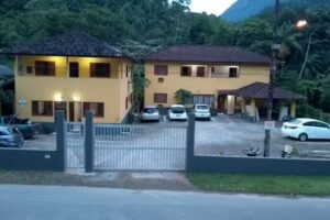 Su&iacute;tes Carapitanga