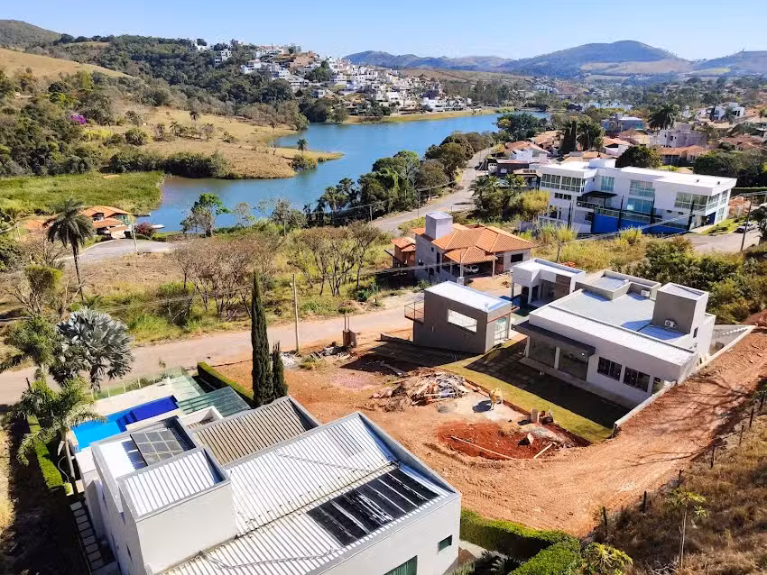 Suites de Luxo Para&iacute;so de Minas Escarpas