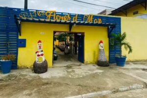 Su&iacute;tes Flores do Mar