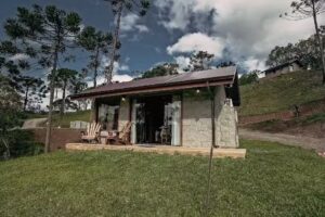 Sunset Serrano Chal&eacute;s