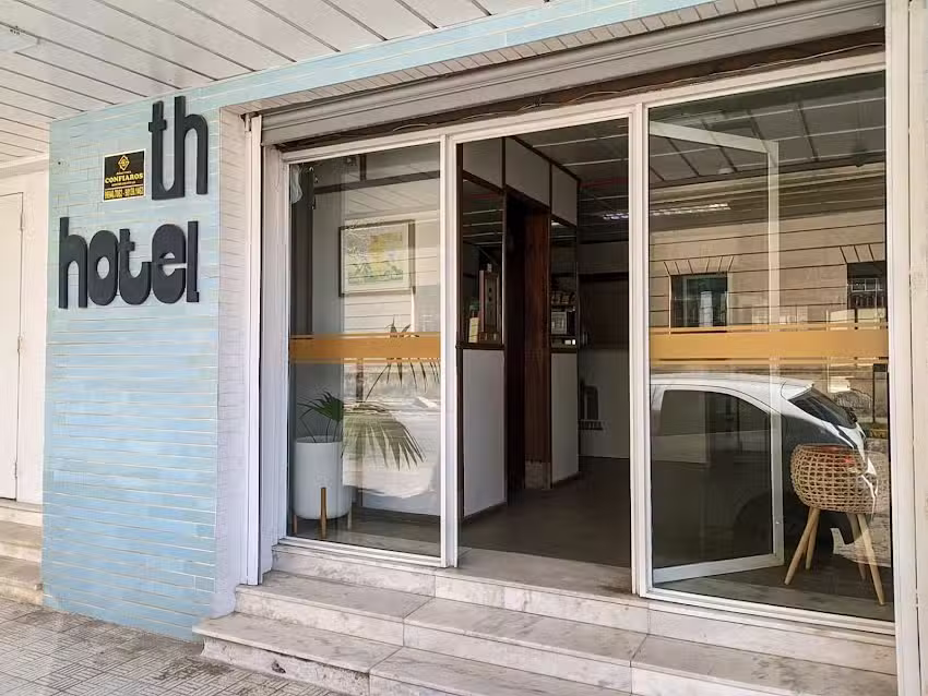Taufik Hotel