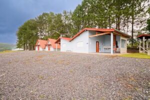 Terra Sertaneja Chal&eacute;s e Pub