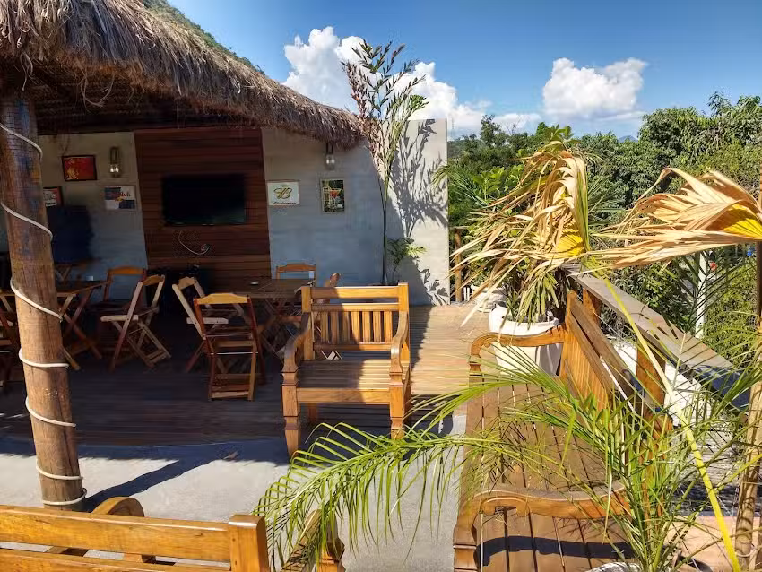 Terra&ccedil;o verde Hostel e Pousada