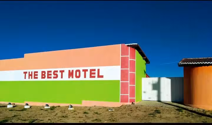 THE BEST MOTEL