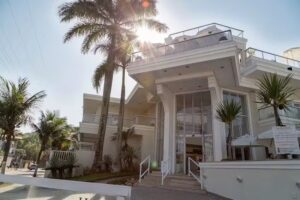 The Falls Hotel Guaruj&aacute;