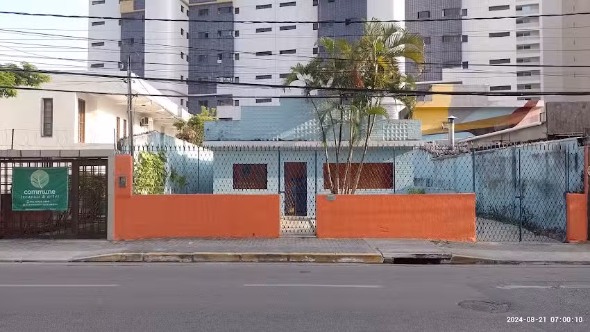 Trem B&atilde;o de Dormir Hostel