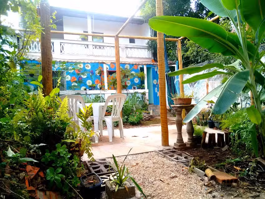Tropic&aacute;lia: hostel e pousada