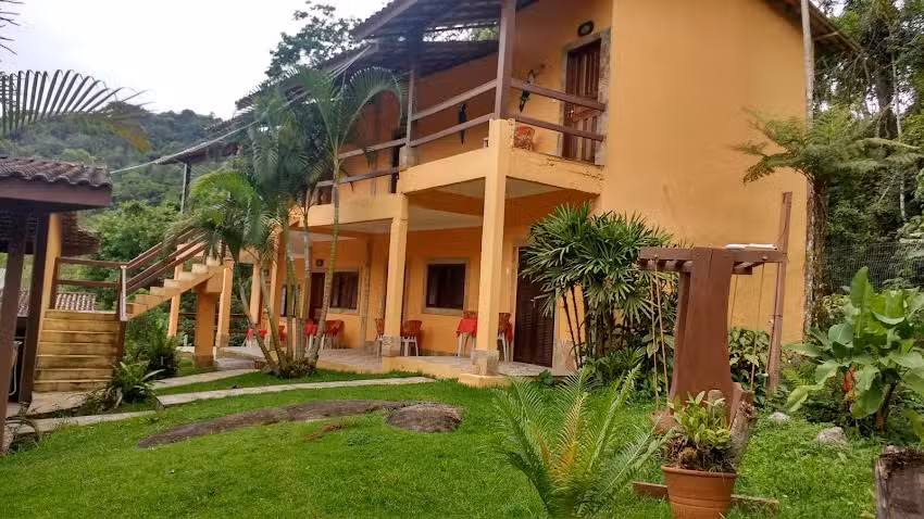 Ubatuba Su&iacute;tes