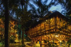 Universo Pol Bamboo Hostel