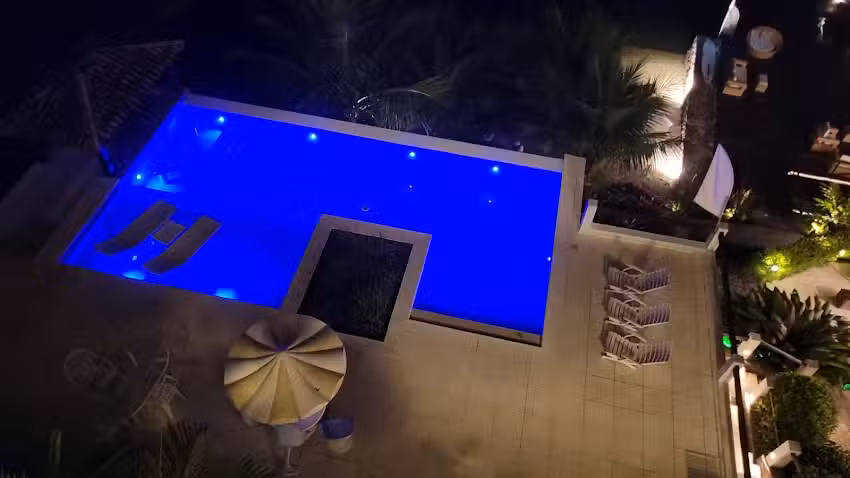 VELINN Oasis Beach Hotel