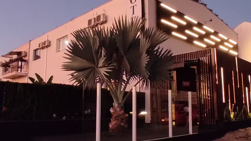 Vespasiano Hotel Tel&ecirc;maco Borba