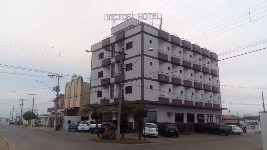 Victor Hotel