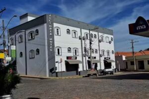 Vict&oacute;ria Hotel