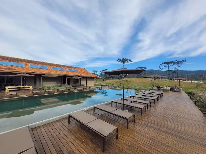 Vin&iacute;cola Thera