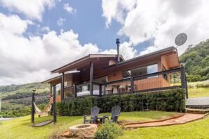 Vivenda Le Vin / Chal&eacute;s na serra catarinense / Pousada Alfredo Wagner / Pousada Rancho Queimado