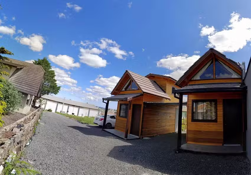 Winter Hut &ndash; Tiny House Village