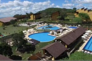 WinterVille Gravat&aacute; By Brevelar