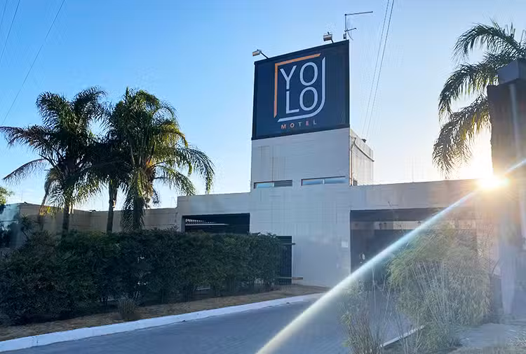 Yolo Motel