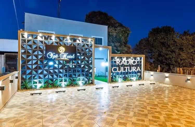 Yp&ecirc; Hotel